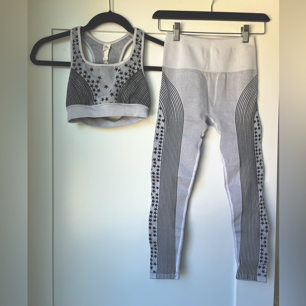 Fabletics Seamless Star Legging/Bra Workout Set - image 1